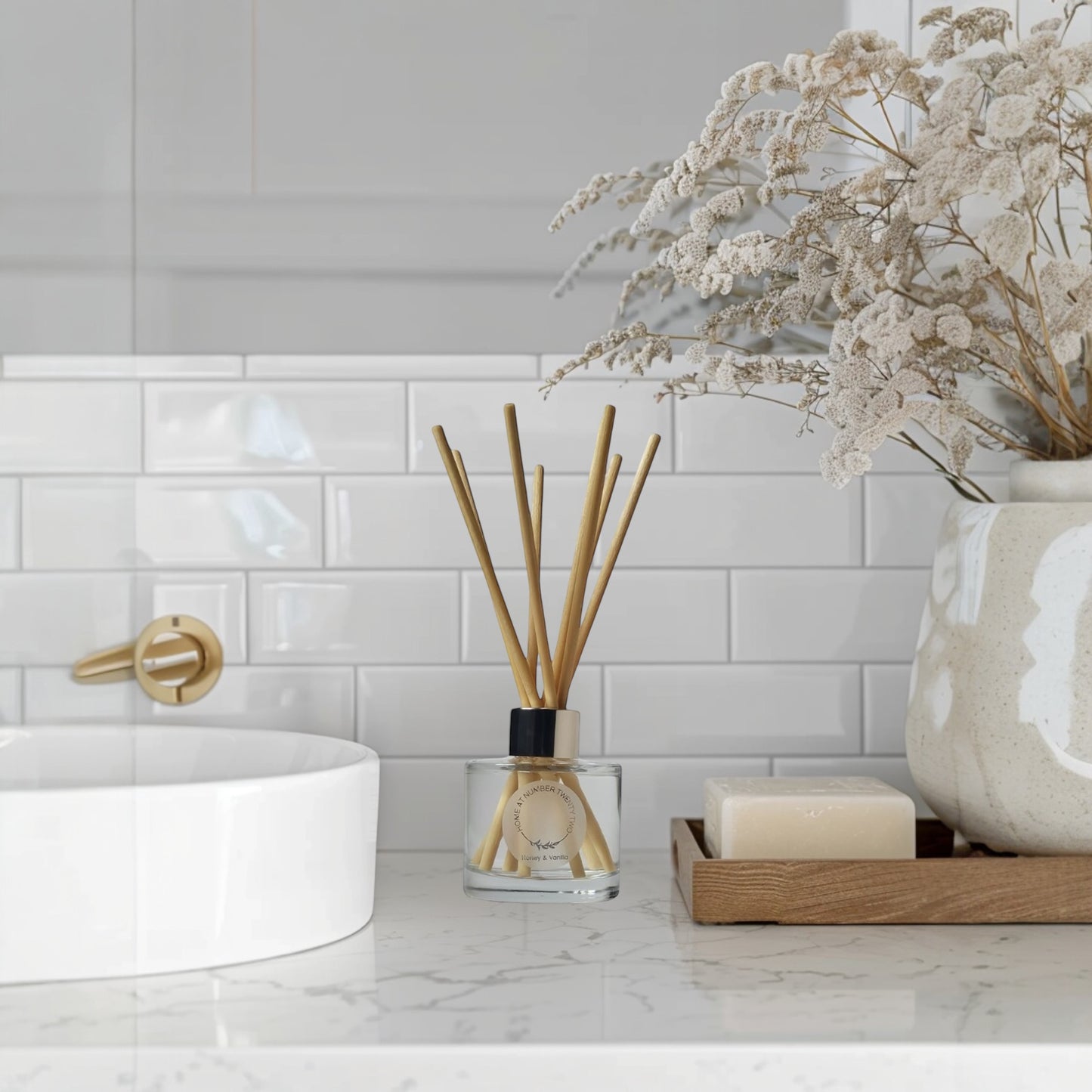 Honey and Vanilla Reed Diffuser by Home at Number Twenty Two – a warm and comforting home fragrance with rich honey and creamy vanilla notes, elegantly presented with natural reeds.