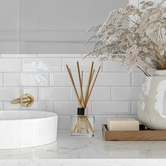 Honey and Vanilla Reed Diffuser by Home at Number Twenty Two – a warm and comforting home fragrance with rich honey and creamy vanilla notes, elegantly presented with natural reeds.